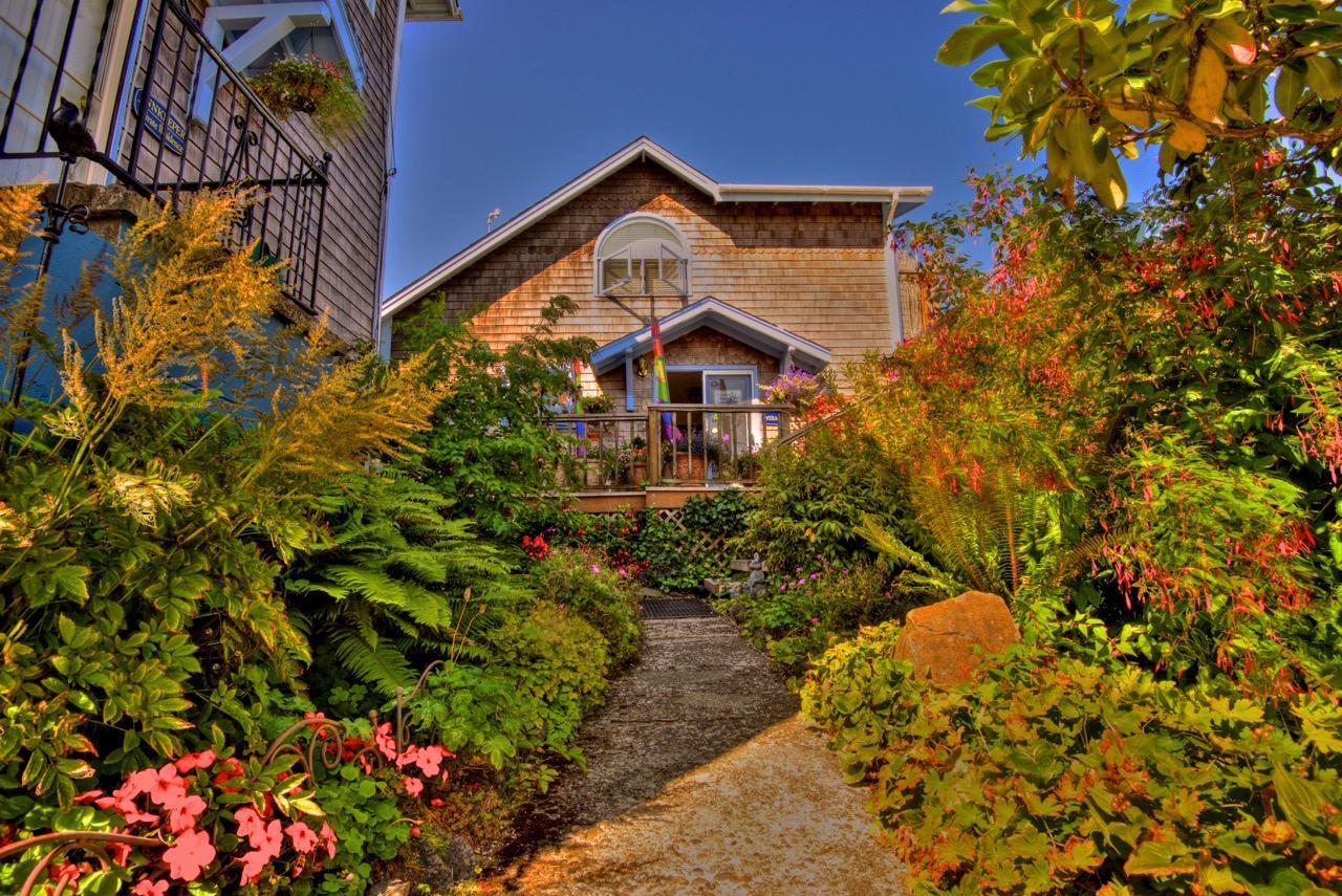 Boreas Bed & Breakfast Inn Long Beach Exterior photo